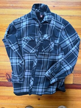 Men's Element Black & Gray Plaid Sherpa-Lined Jacket